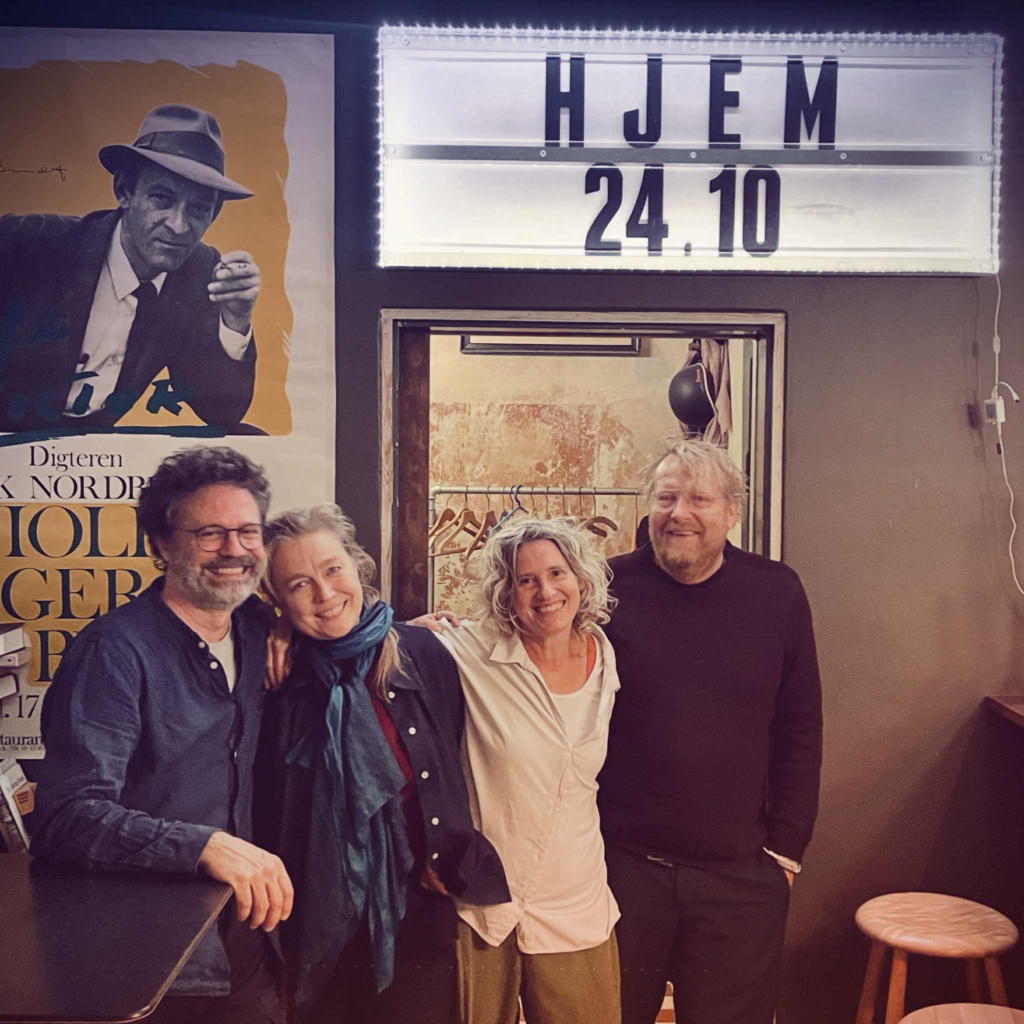 831AA763-EF21-4E68-904D-EC79635FE159